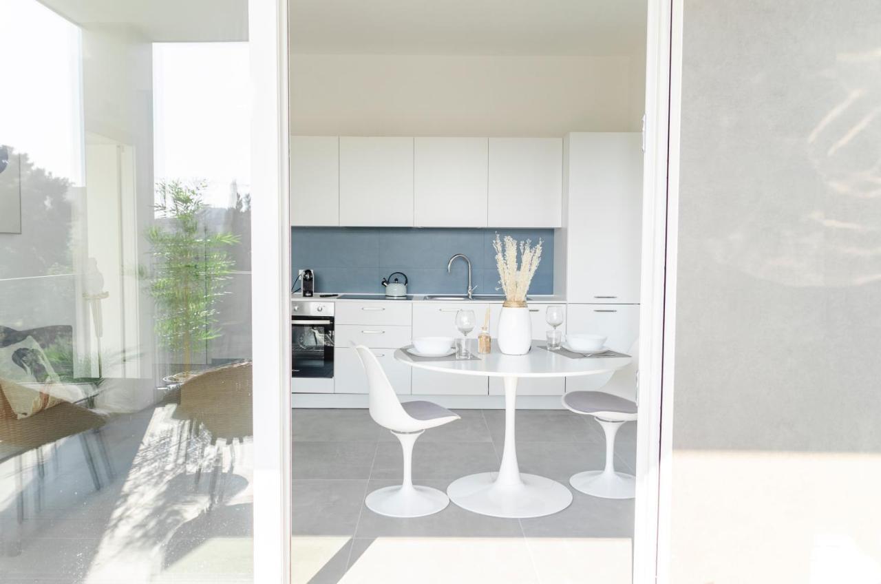 Apulialux - Exclusive And Modern City View, Private Parking Apartman Bari Kültér fotó