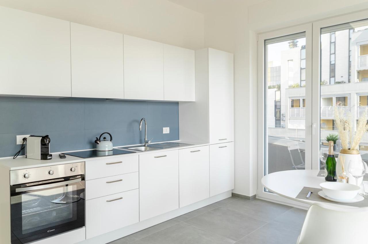 Apulialux - Exclusive And Modern City View, Private Parking Apartman Bari Kültér fotó